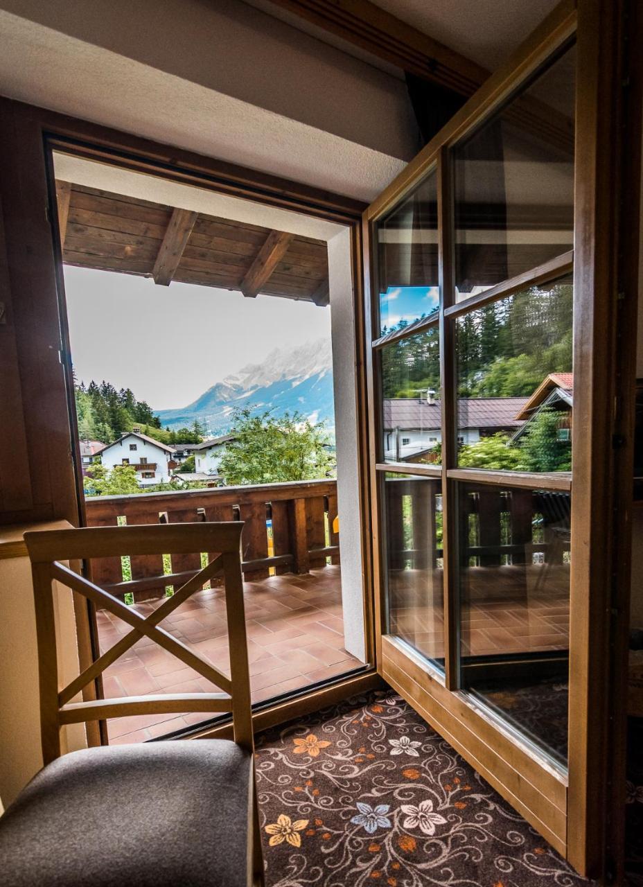Hotel Zum Goldenen Loewen Biberwier Ngoại thất bức ảnh
