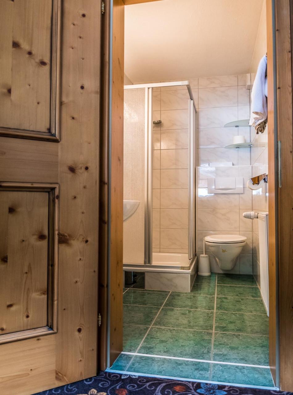 Hotel Zum Goldenen Loewen Biberwier Ngoại thất bức ảnh